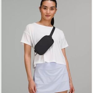 Lululemon mini belt bag - black